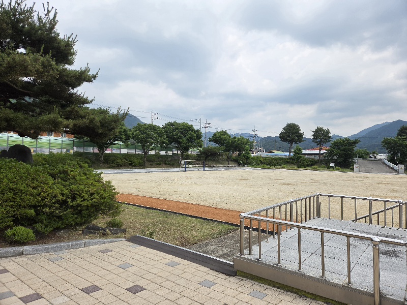 군서초등학교 운동장 2