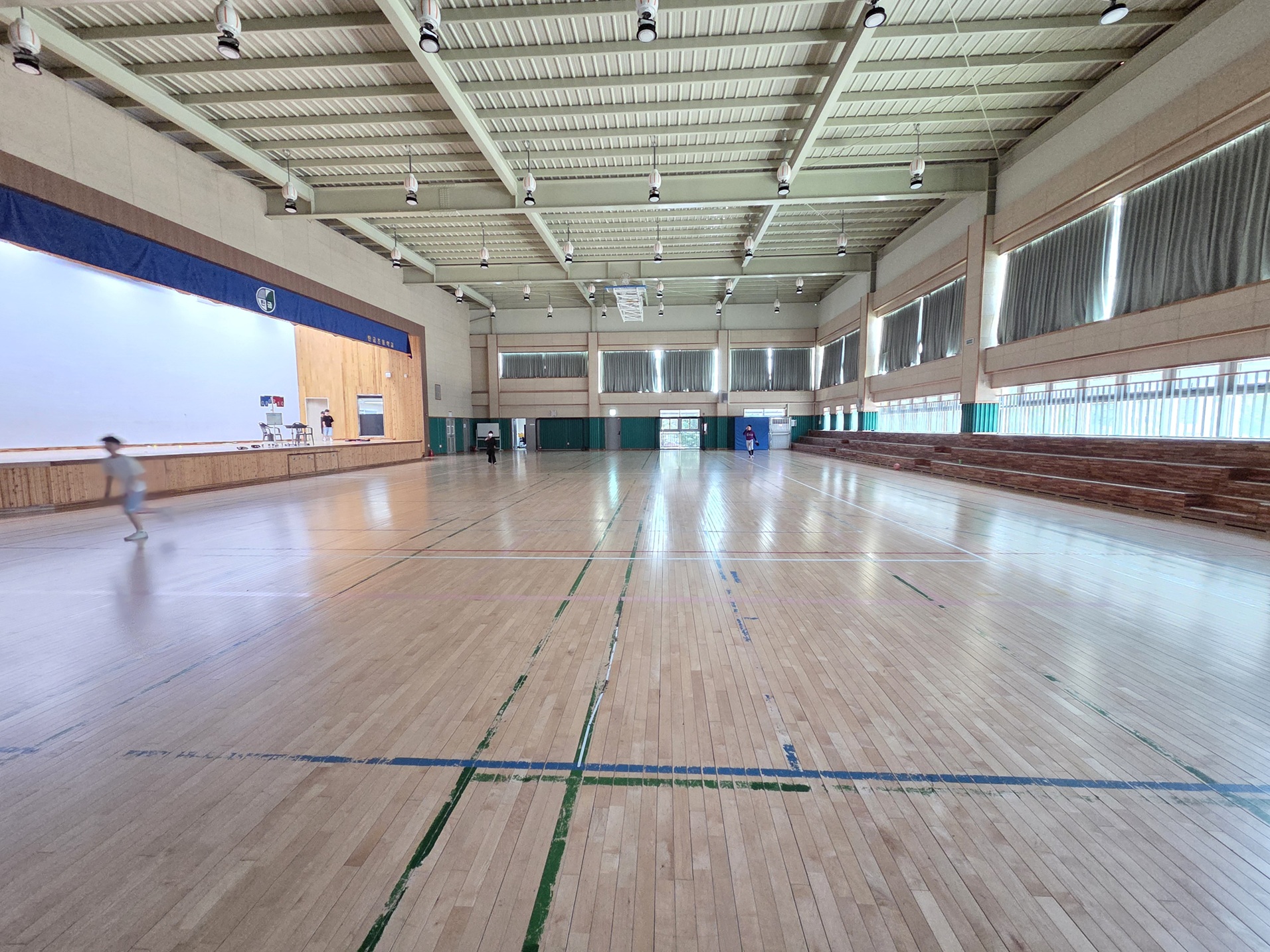 탄금초등학교 체육관 1