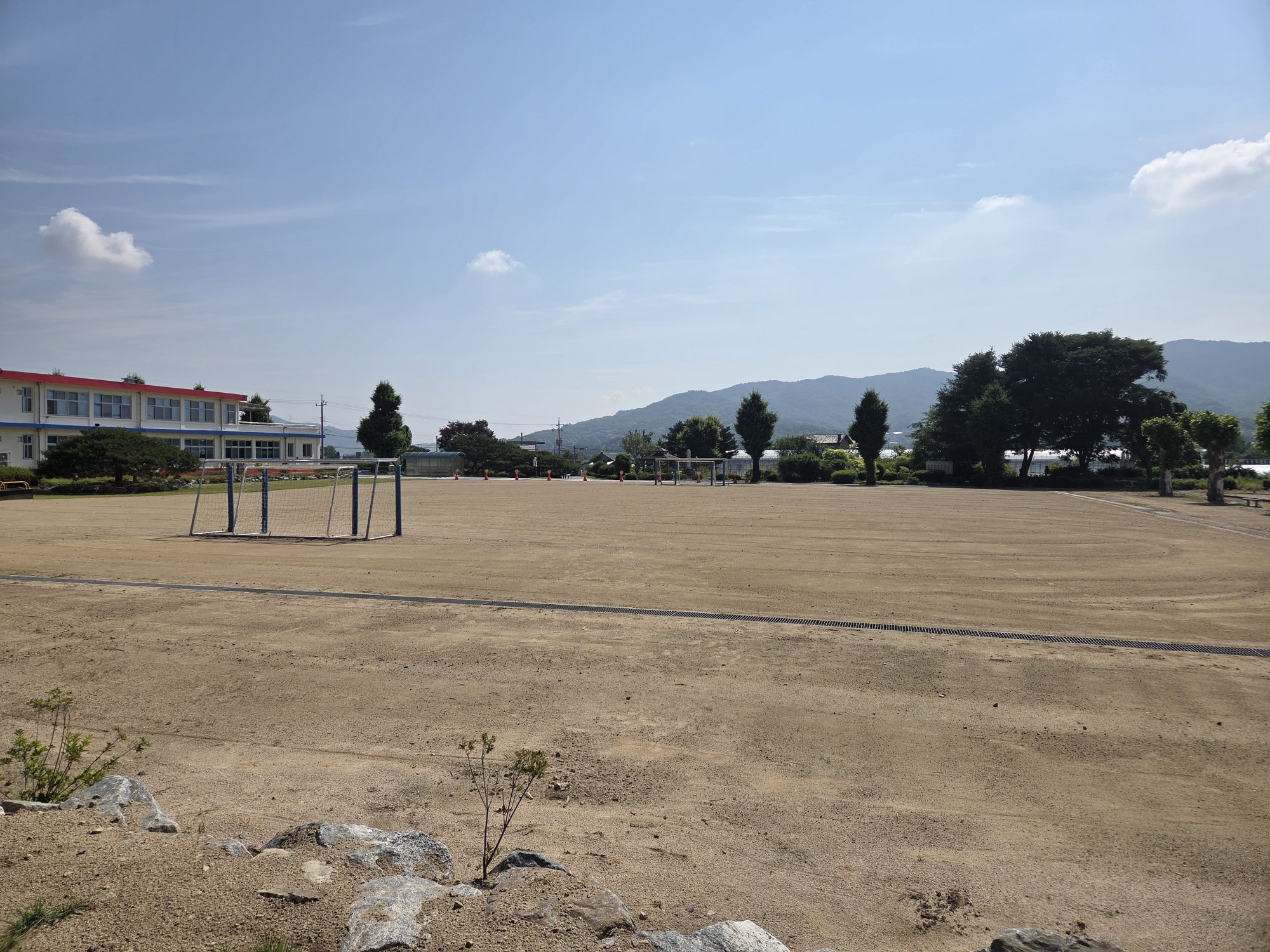 하당초등학교 운동장 1