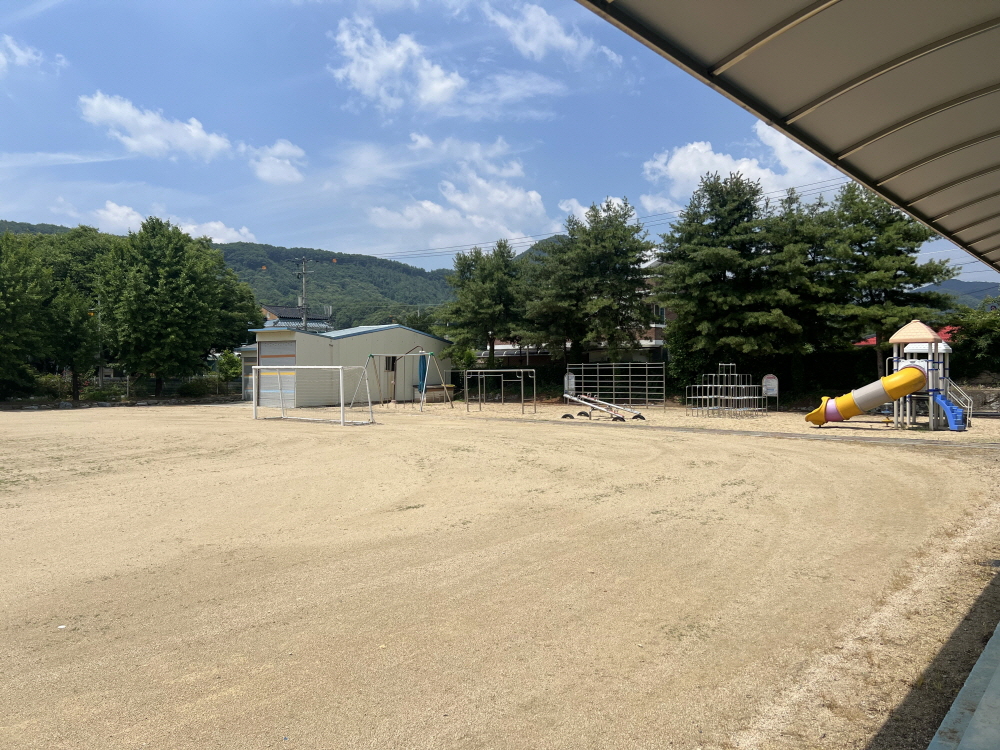 운동장 2