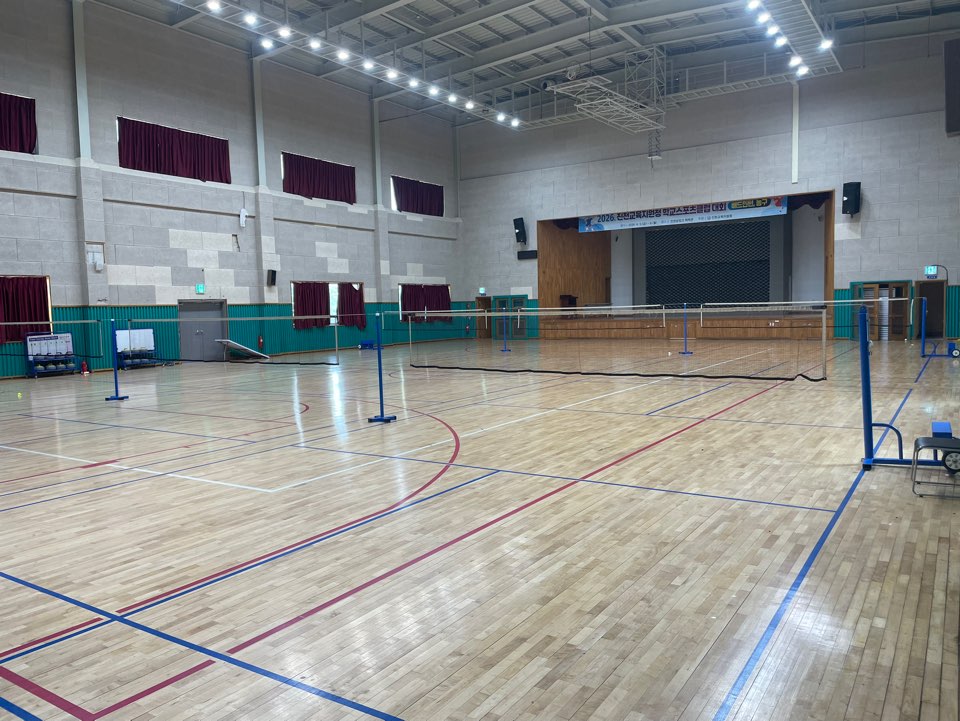 진천상업고등학교 새샘누리(강당) 4