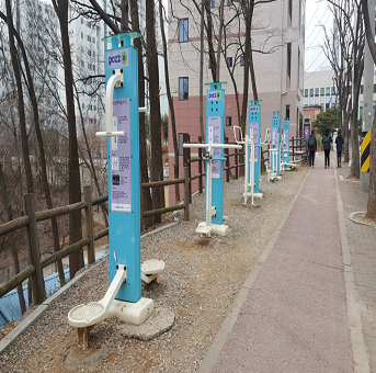 삼척 경찰서 앞 야외운동기구 2
