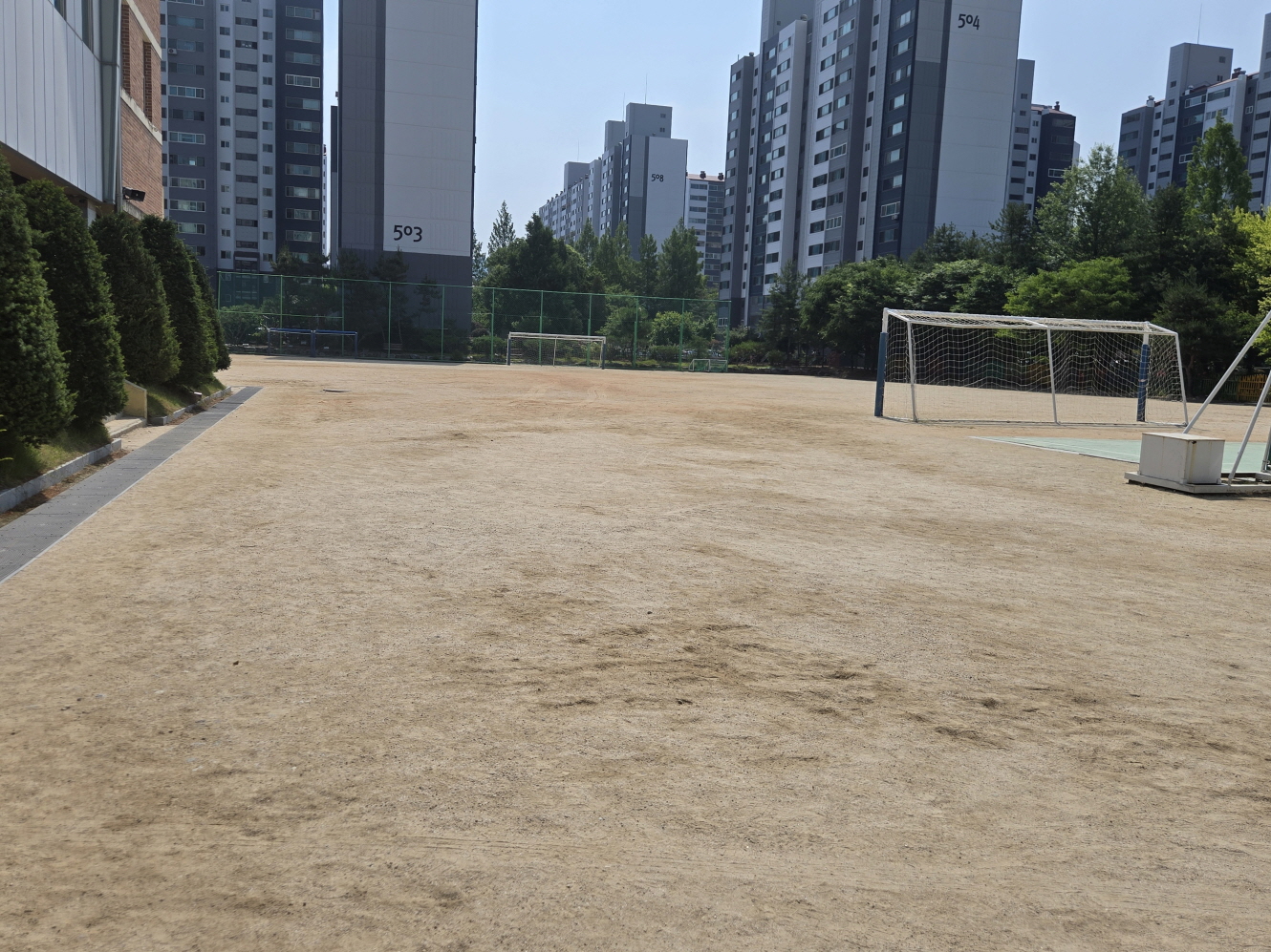 운동장 1