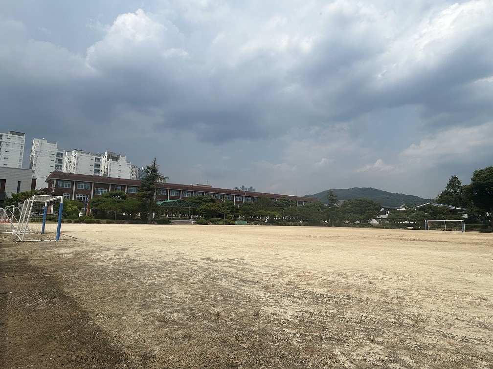 청주여자중학교 운동장 1