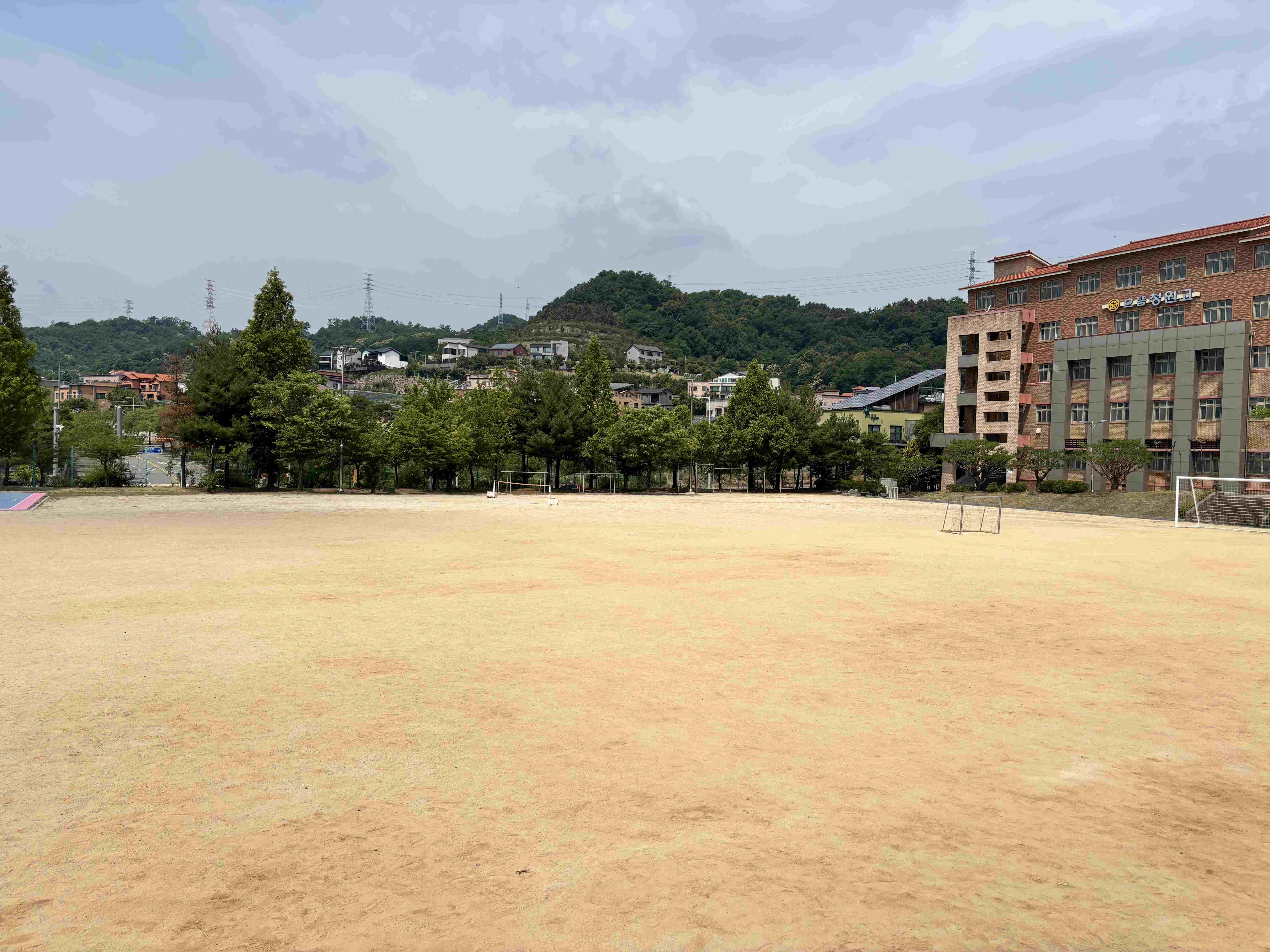 운동장 1