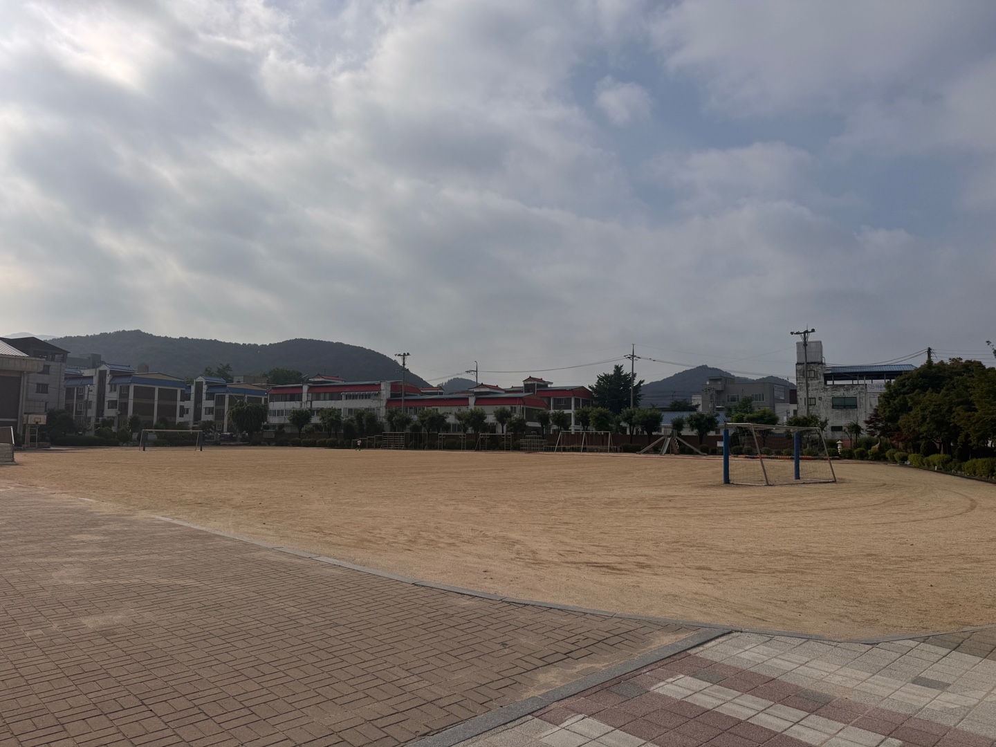 무극초등학교 운동장 1