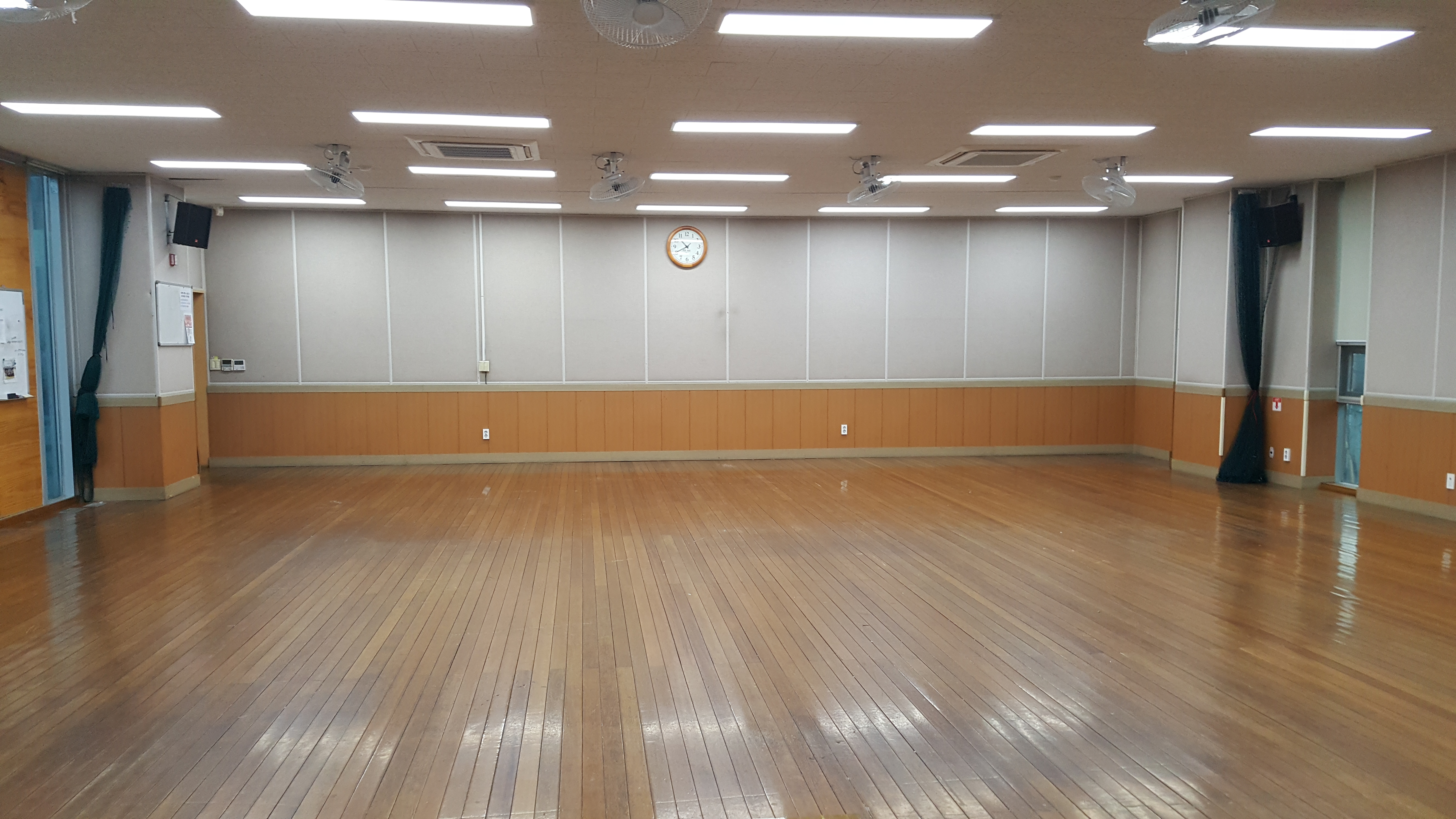 자양동행정복지센터 강당 2