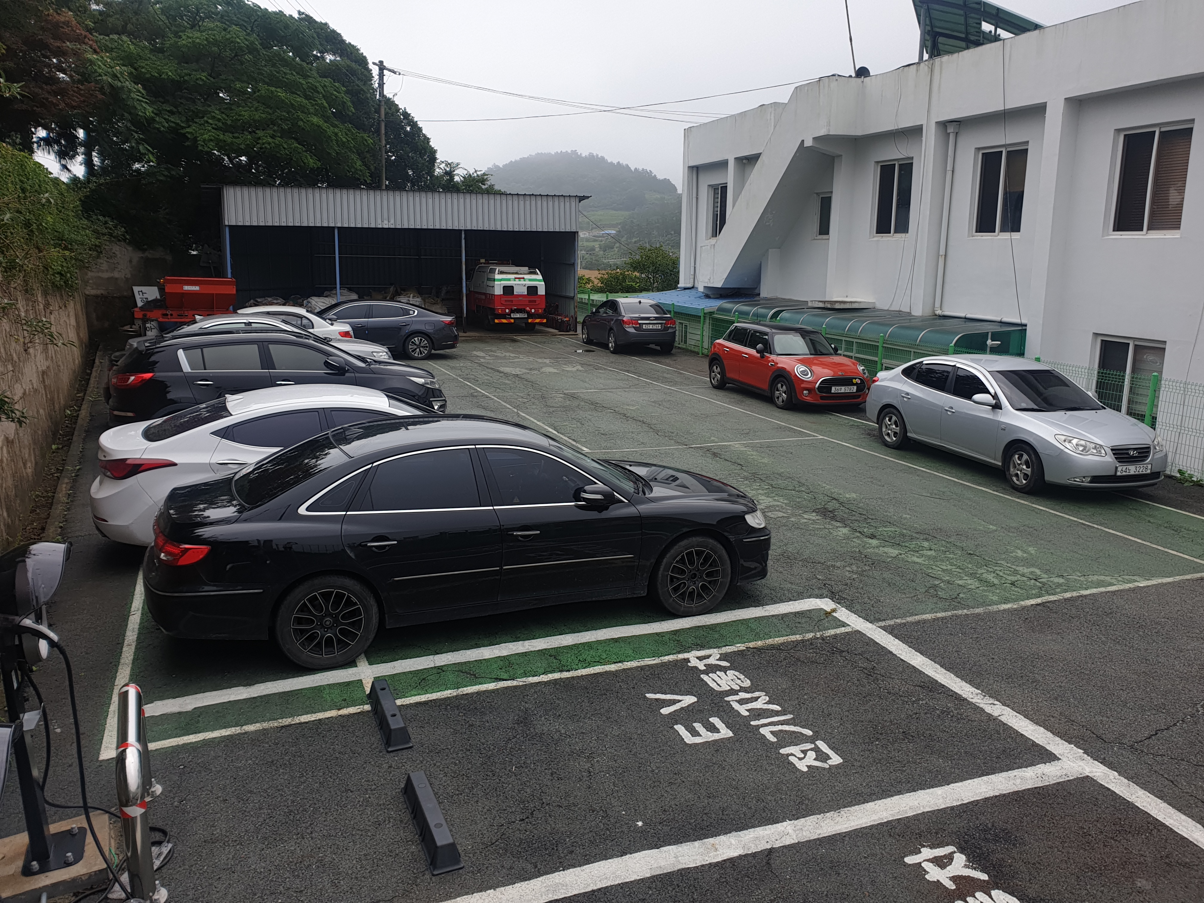 약산면사무소 주차장 2