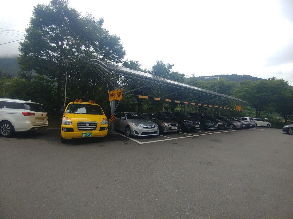 의창동주민자치센터 본관앞 3