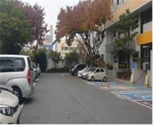 서구청사 본관앞 주…