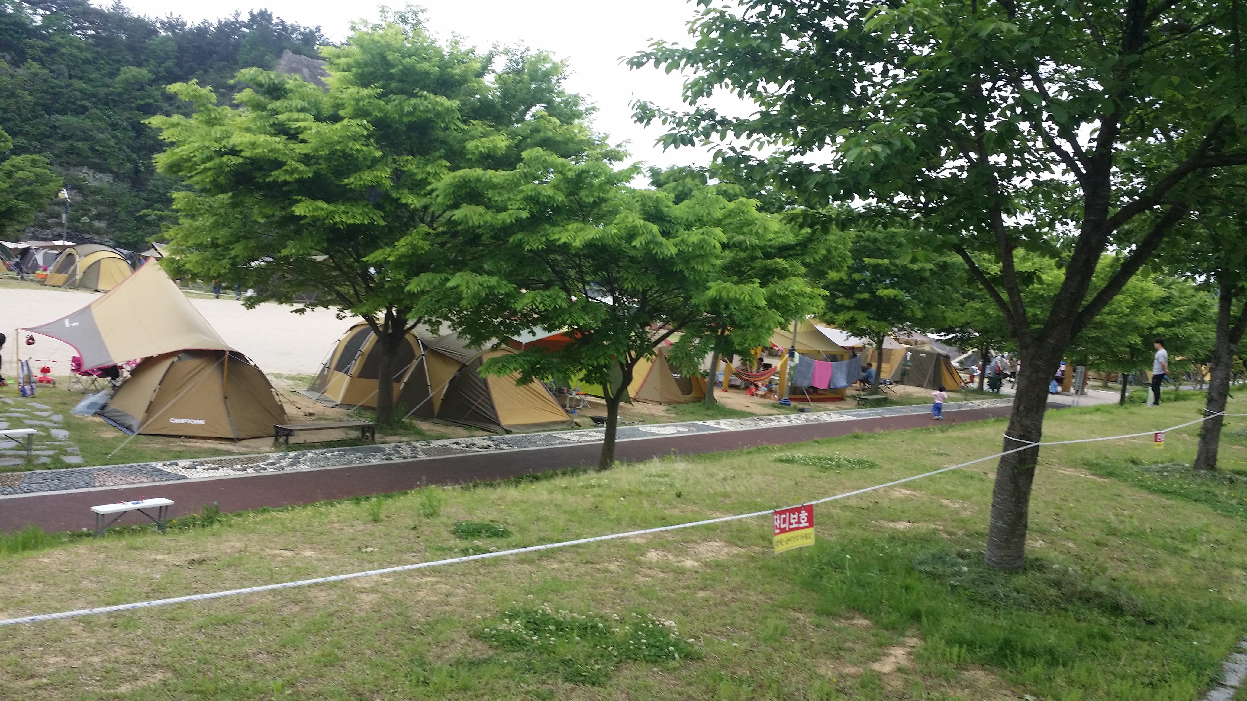 임고강변공원 운동기구 1