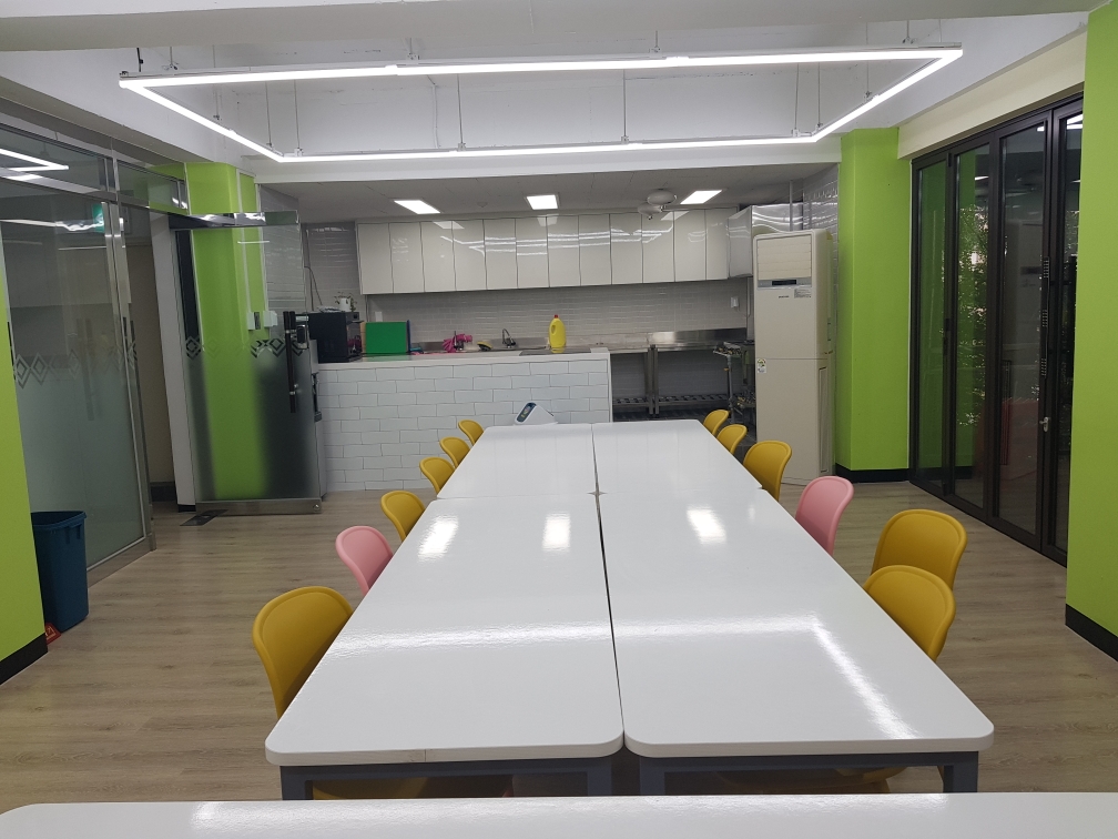 응봉동 자치회관 공유주방 3