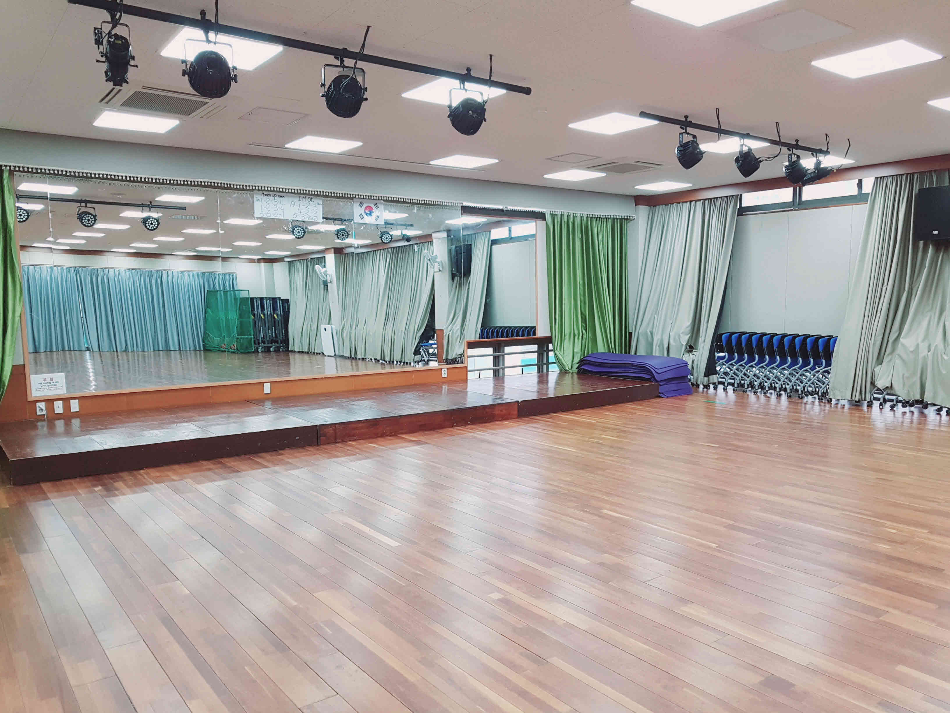 성북구 월곡1동 자치회관 - 4층 대강당 1