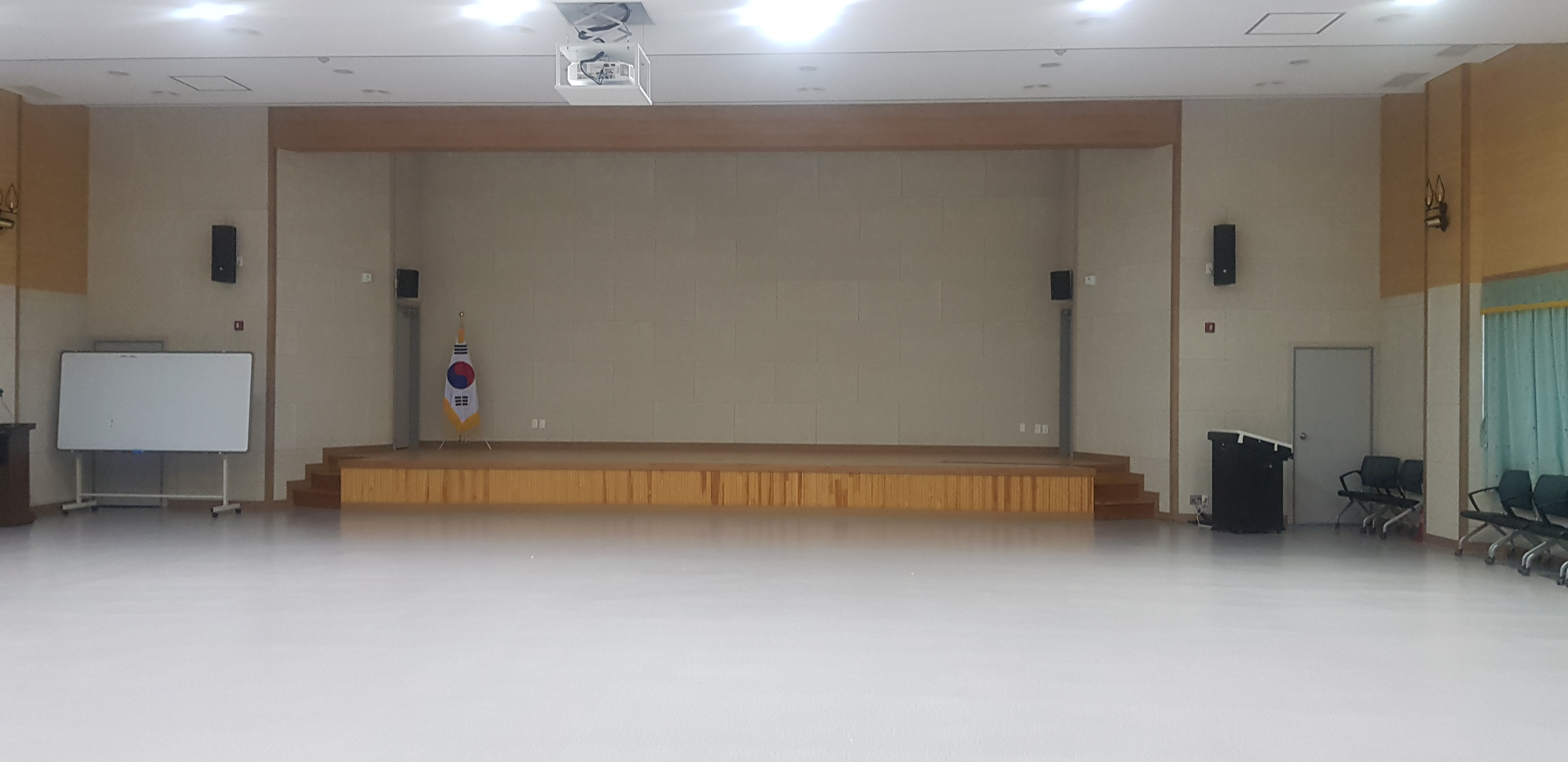 친환경농업기술보급센터 본관2층 1