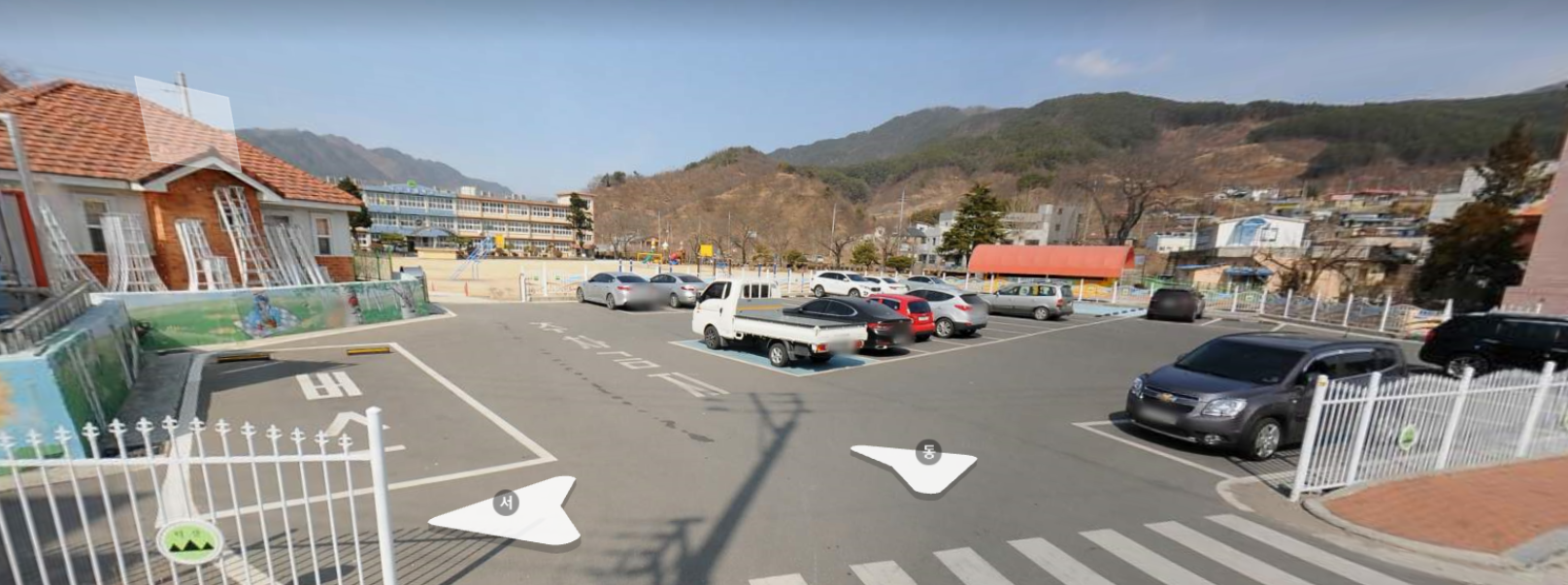 공동체활성화센터 주차장 1