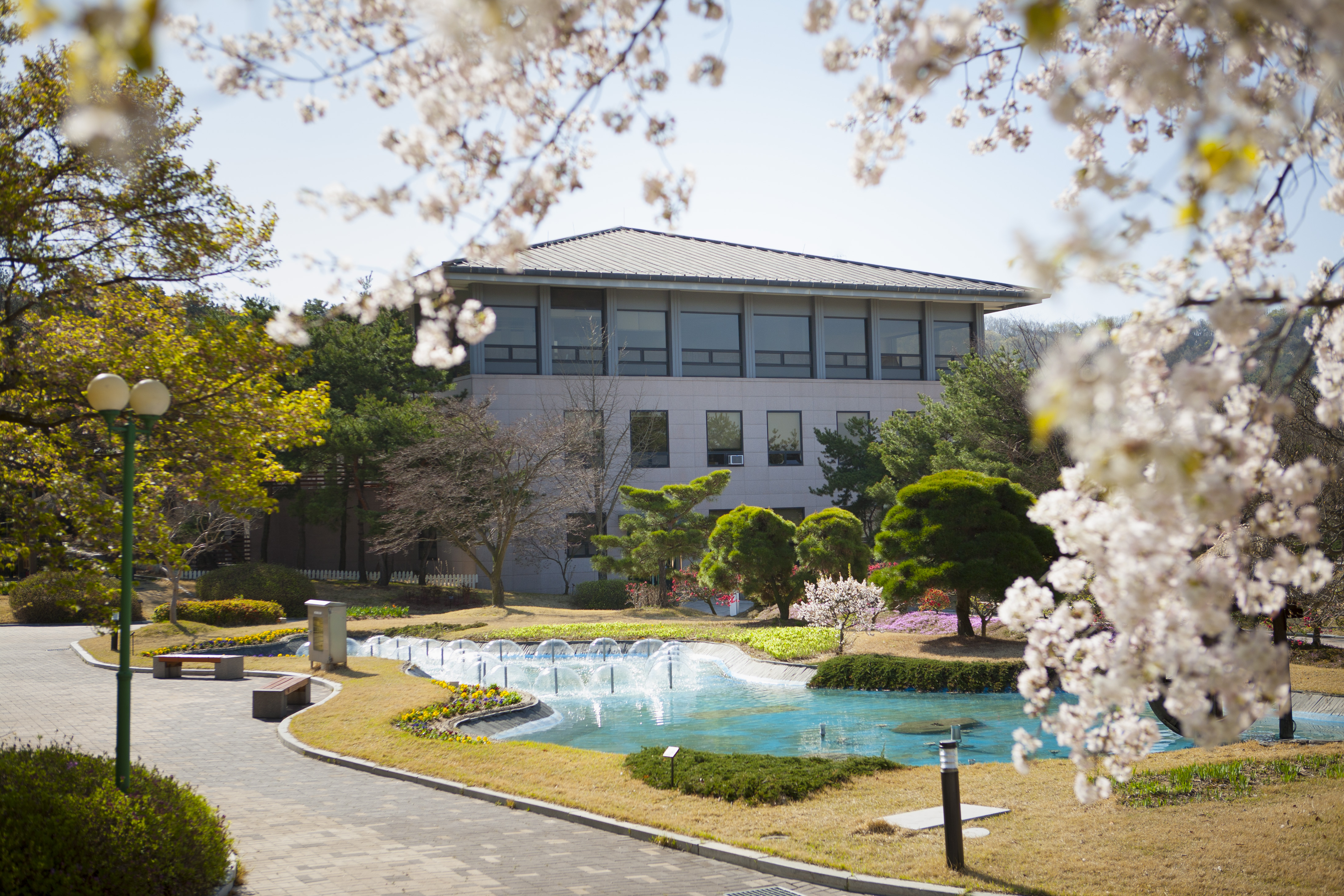 한국자산관리공사 캠코인재개발원 인재관 내 2