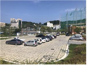 죽변운동장 주차장(…