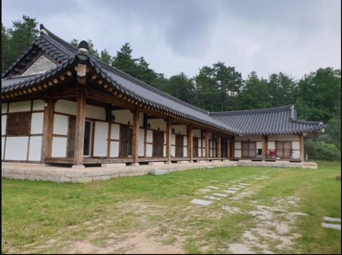 백련제 문학의 집 다목적실 2
