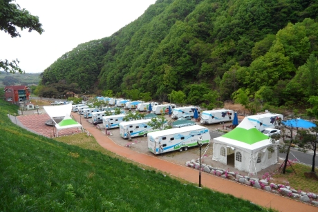 치산관광지캠핑장 캠핑장 내(족구장) 2