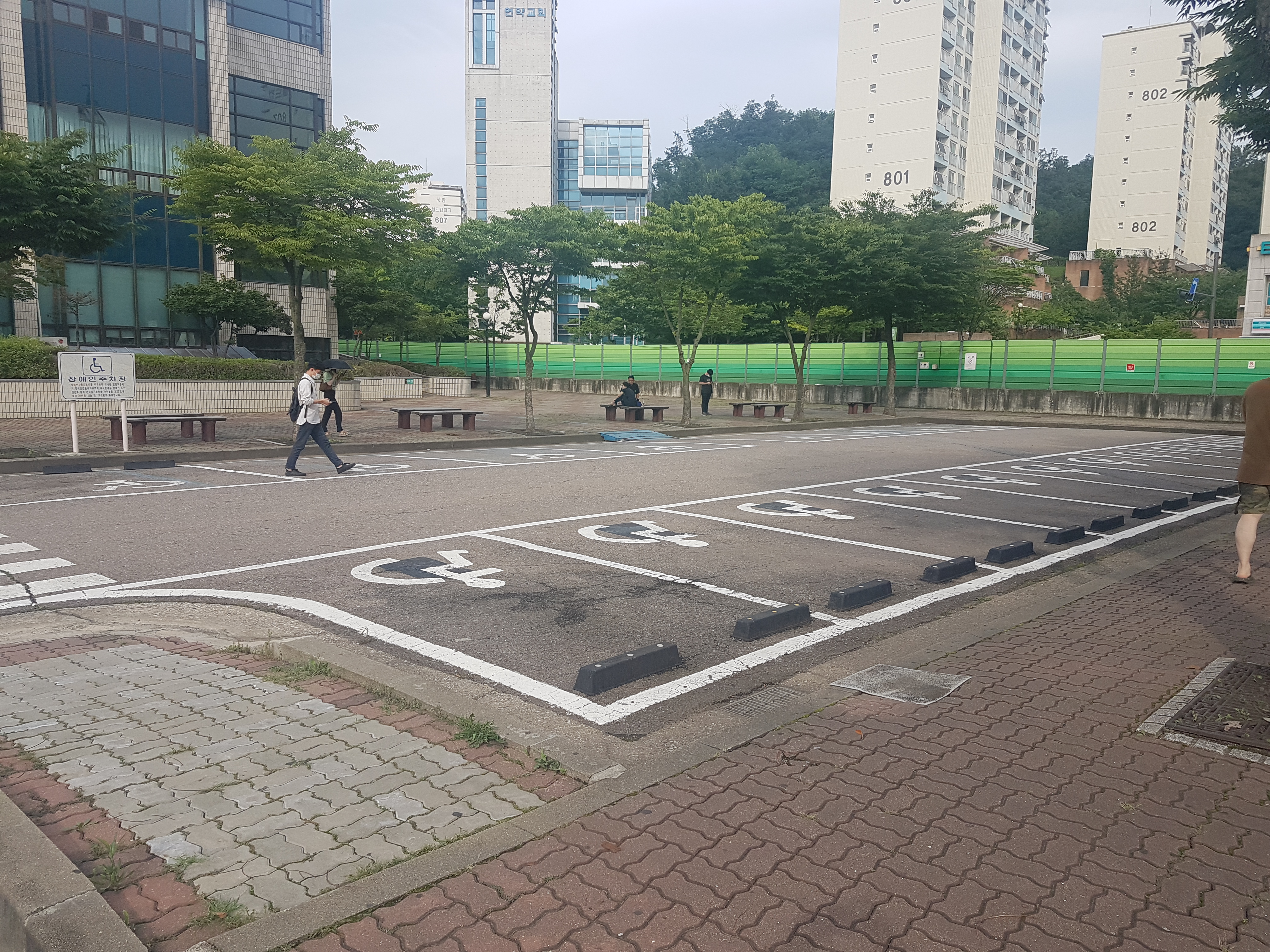 도로교통공단 서부운전면허시험장 정문입구 좌측 2