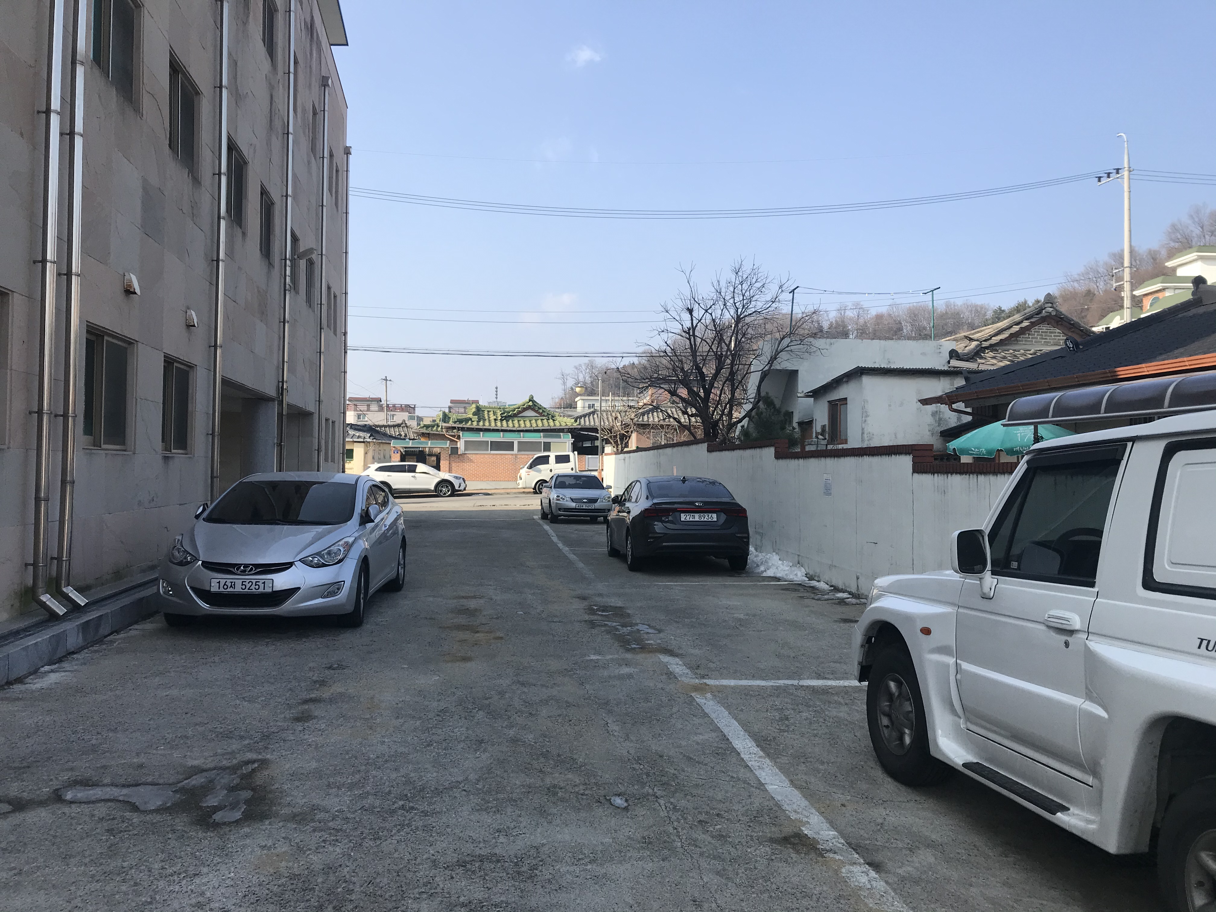 상망동 행정복지센터 본관 뒤