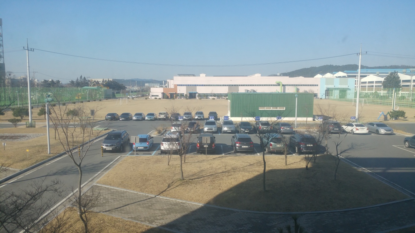 한국철도공사 대전철도차량정비단 종합관리동 옆 1
