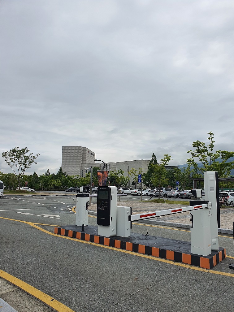 부산현대미술관 주차장 3