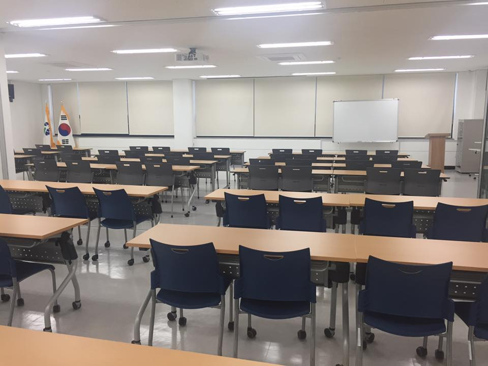 부평사회적경제마을센터 교육장 (센터2층) 1