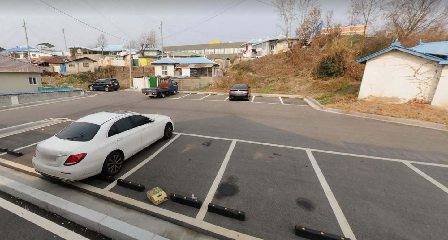 산성리성당뒤 주차장…