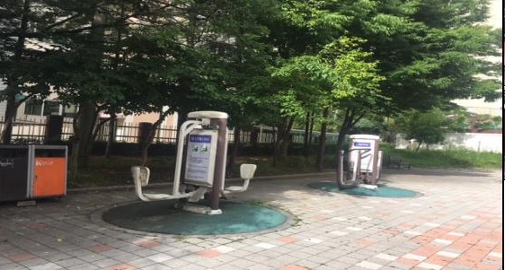 부춘아파트놀이터야외운동기구 1