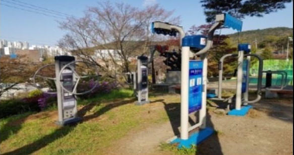 부춘산체육공원야외운동기구 1