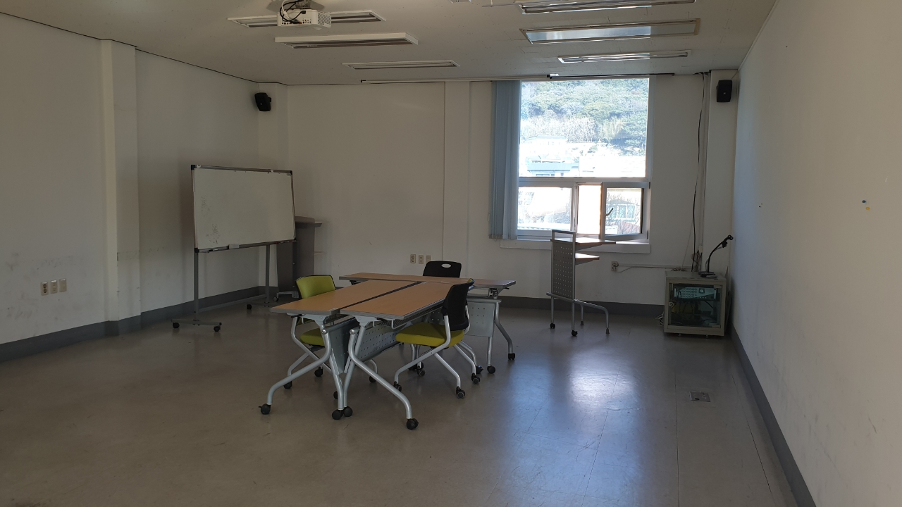 남해군종합사회복지관 본관3층 2
