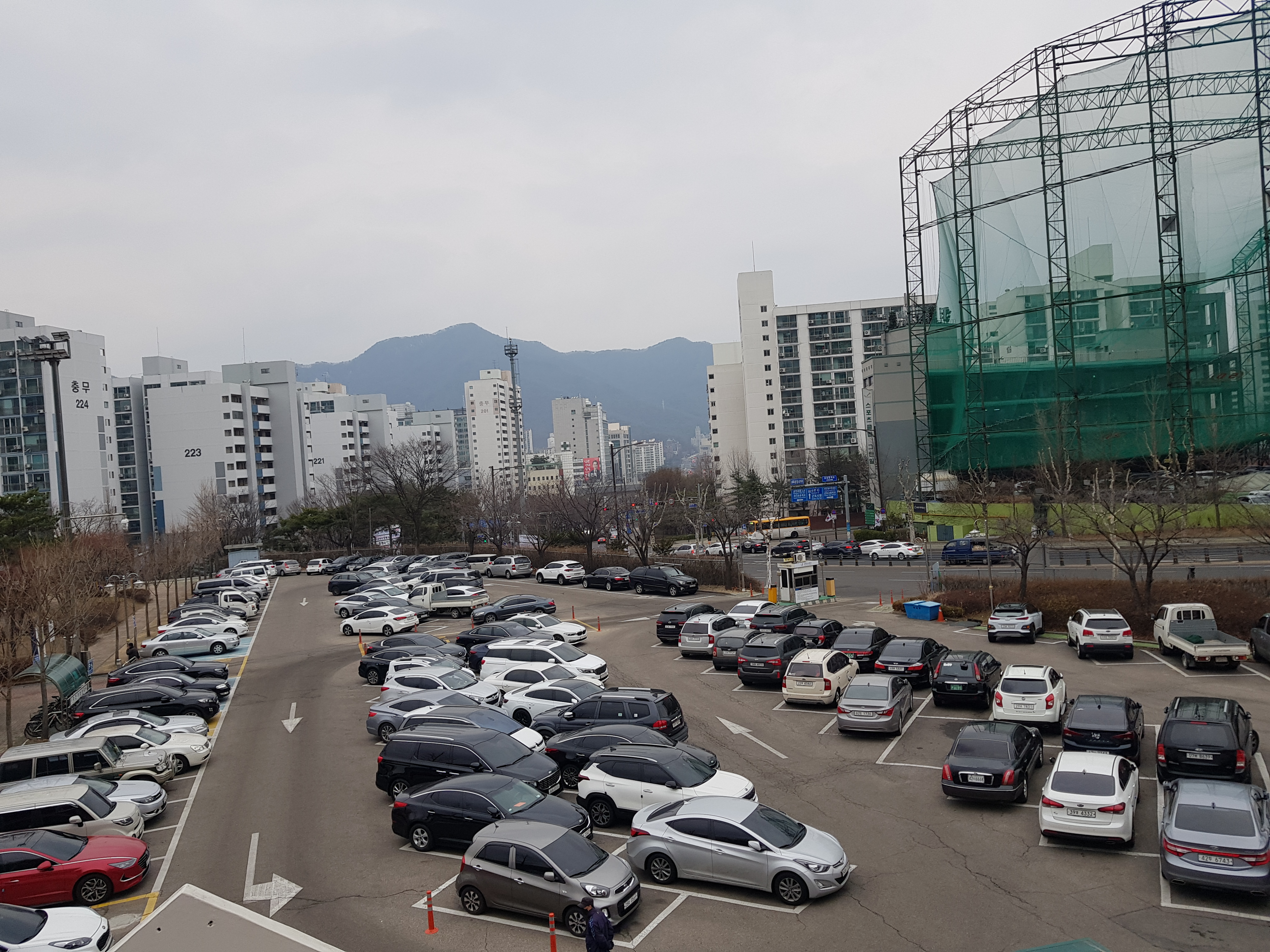시민체육광장 주차장…