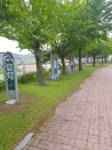 수덕초등학교 야외운동기구 1