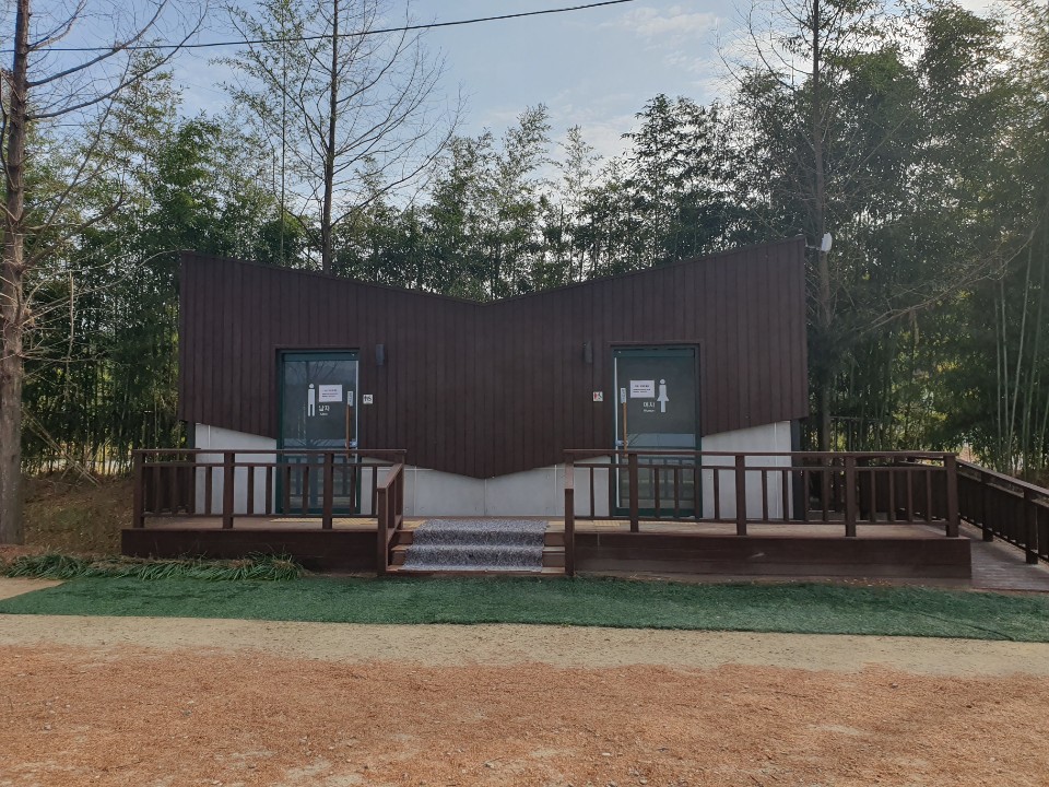 메타길3(학동입구) 공중화장실 1