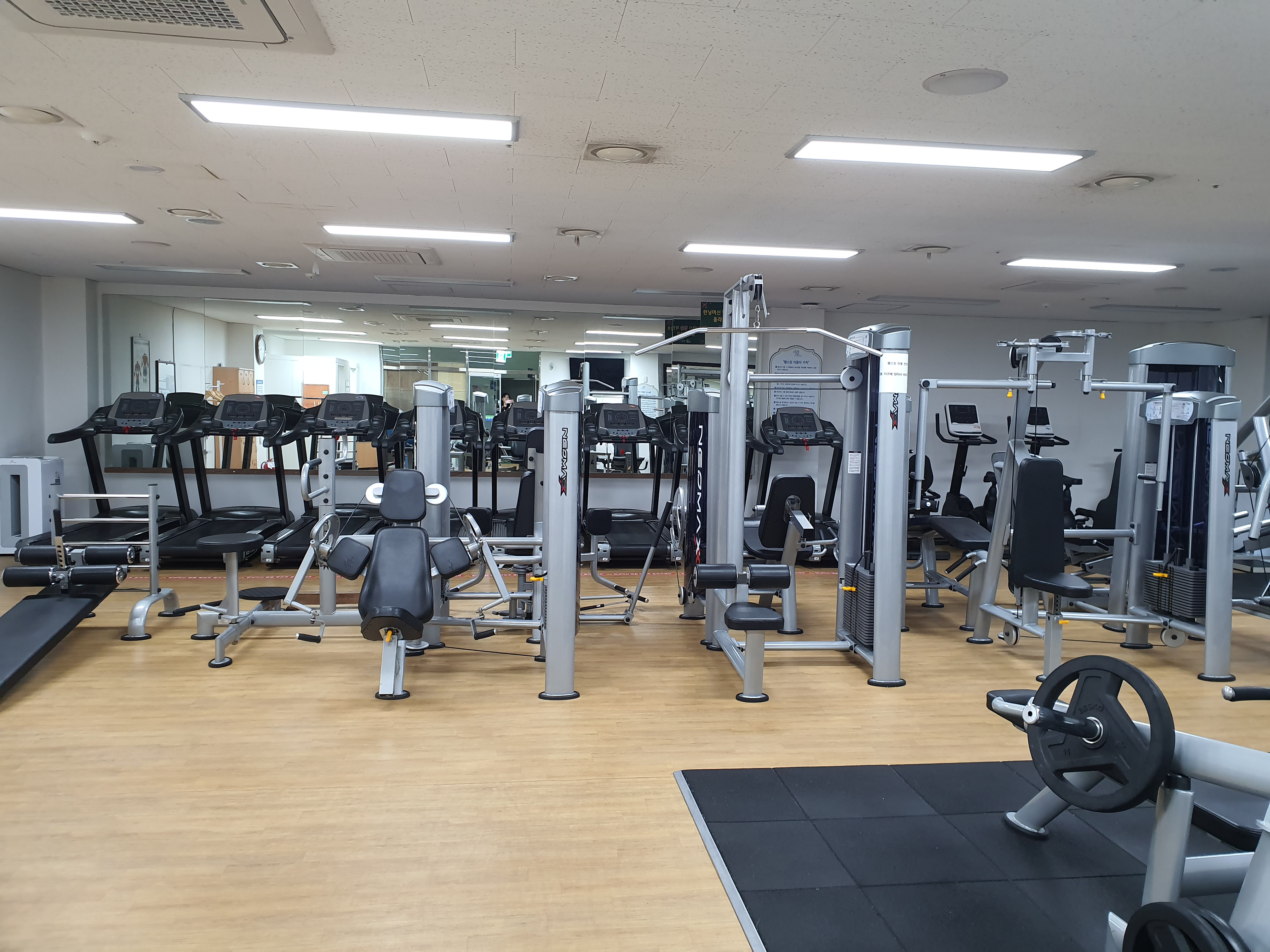 사근동공공복합청사 헬스장 1