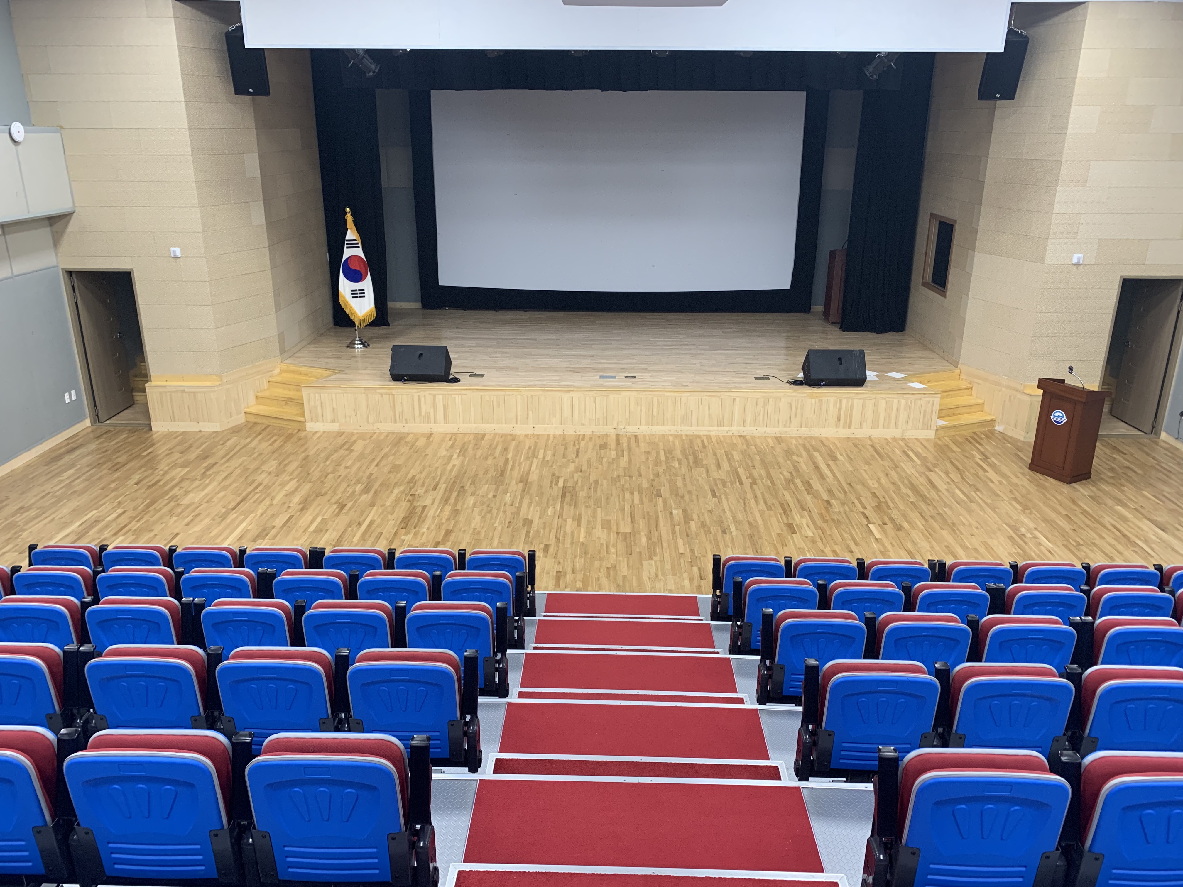 사천시여성회관 3층 대강당 1