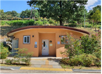 월산2어린이공원 공중화장실 1