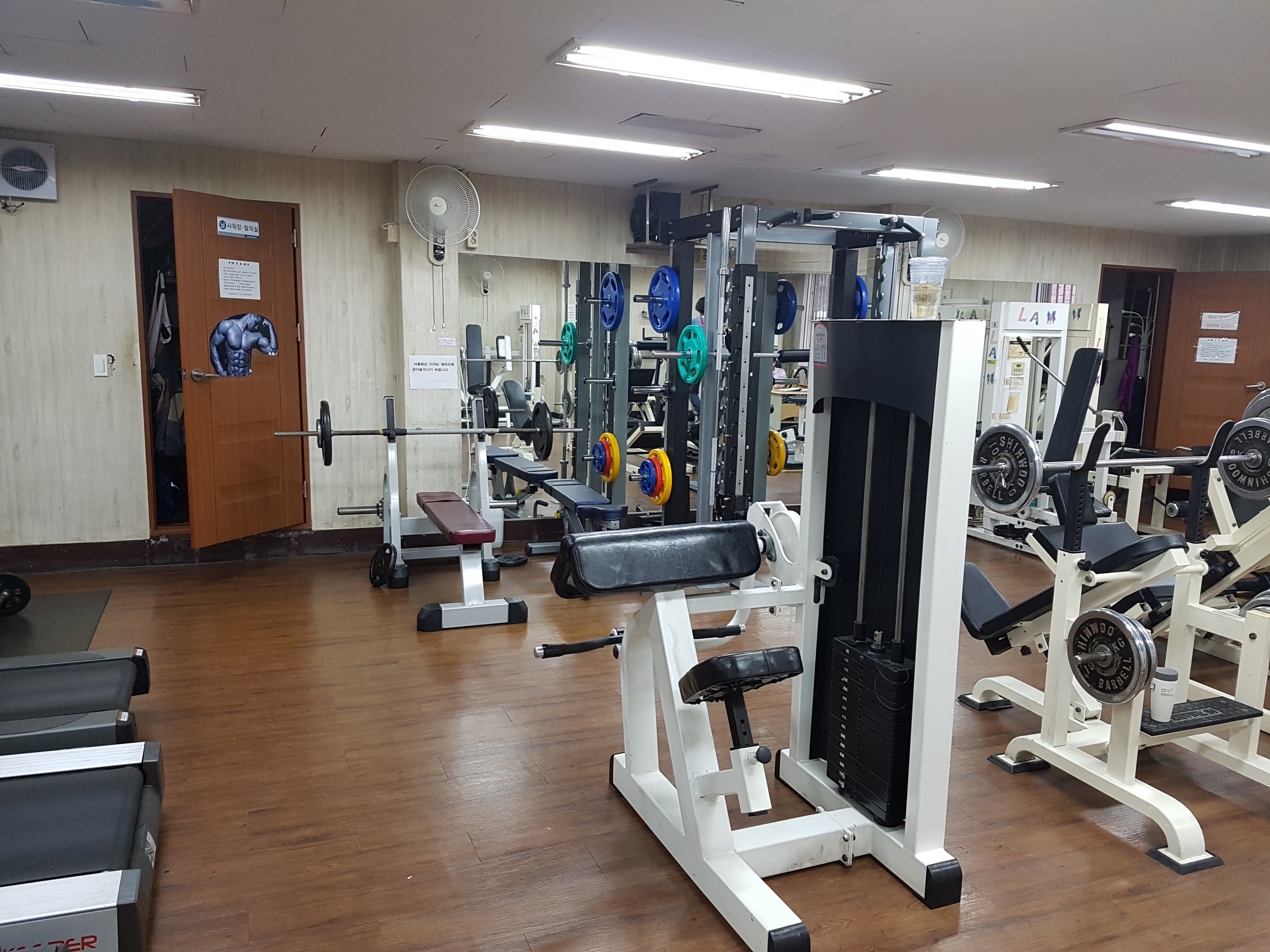 신선동행정복지센터 지하1층(헬스장) 1