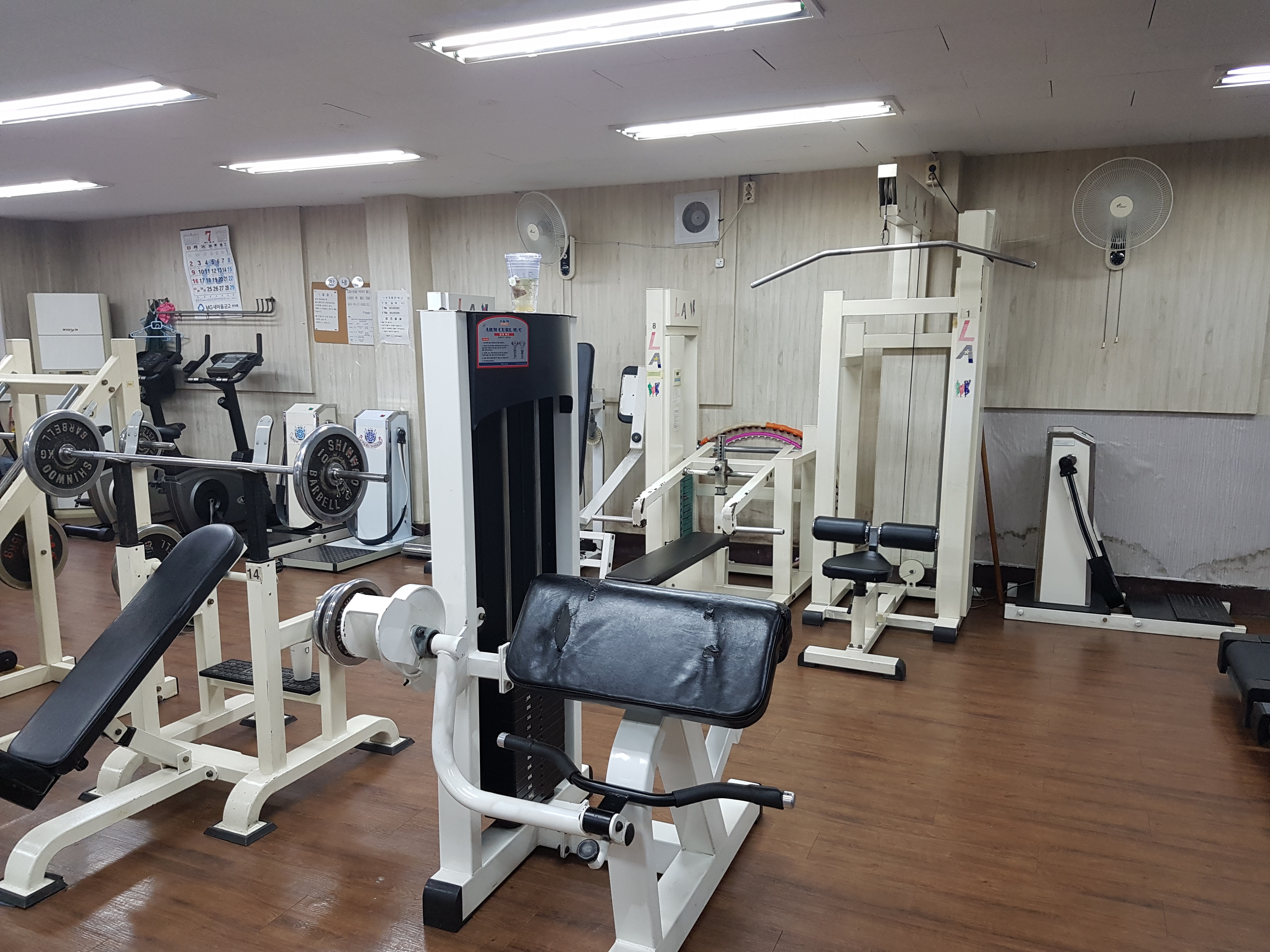 신선동행정복지센터 지하1층(헬스장) 2