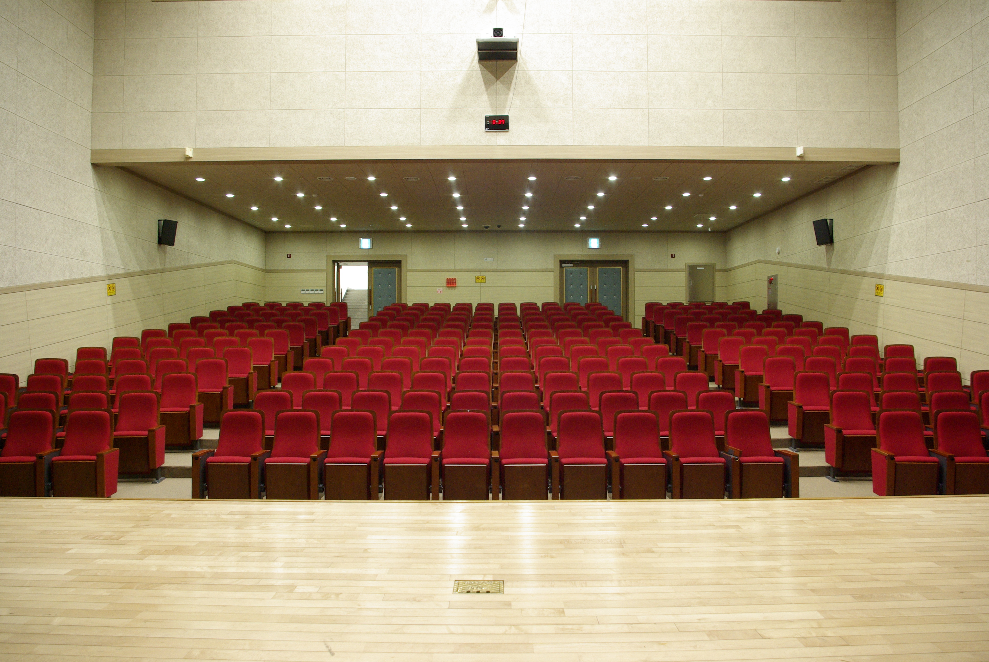 근로자종합복지관 1층 1