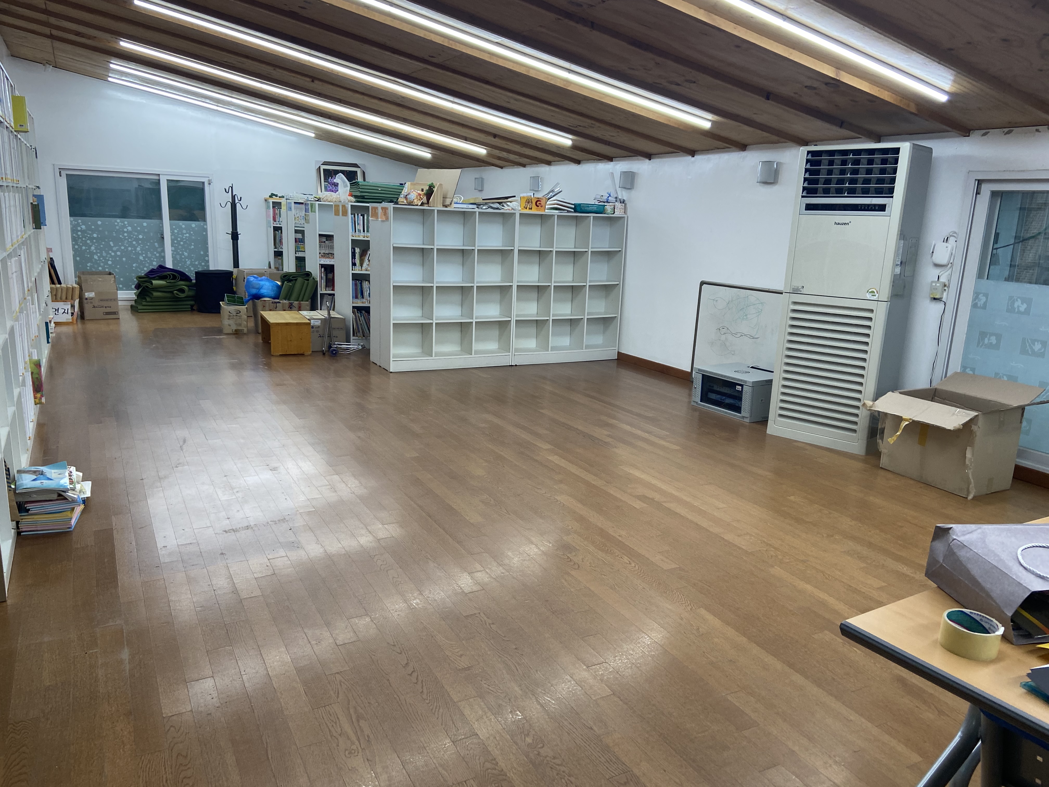 문산마을도서관 1층 강의실 1