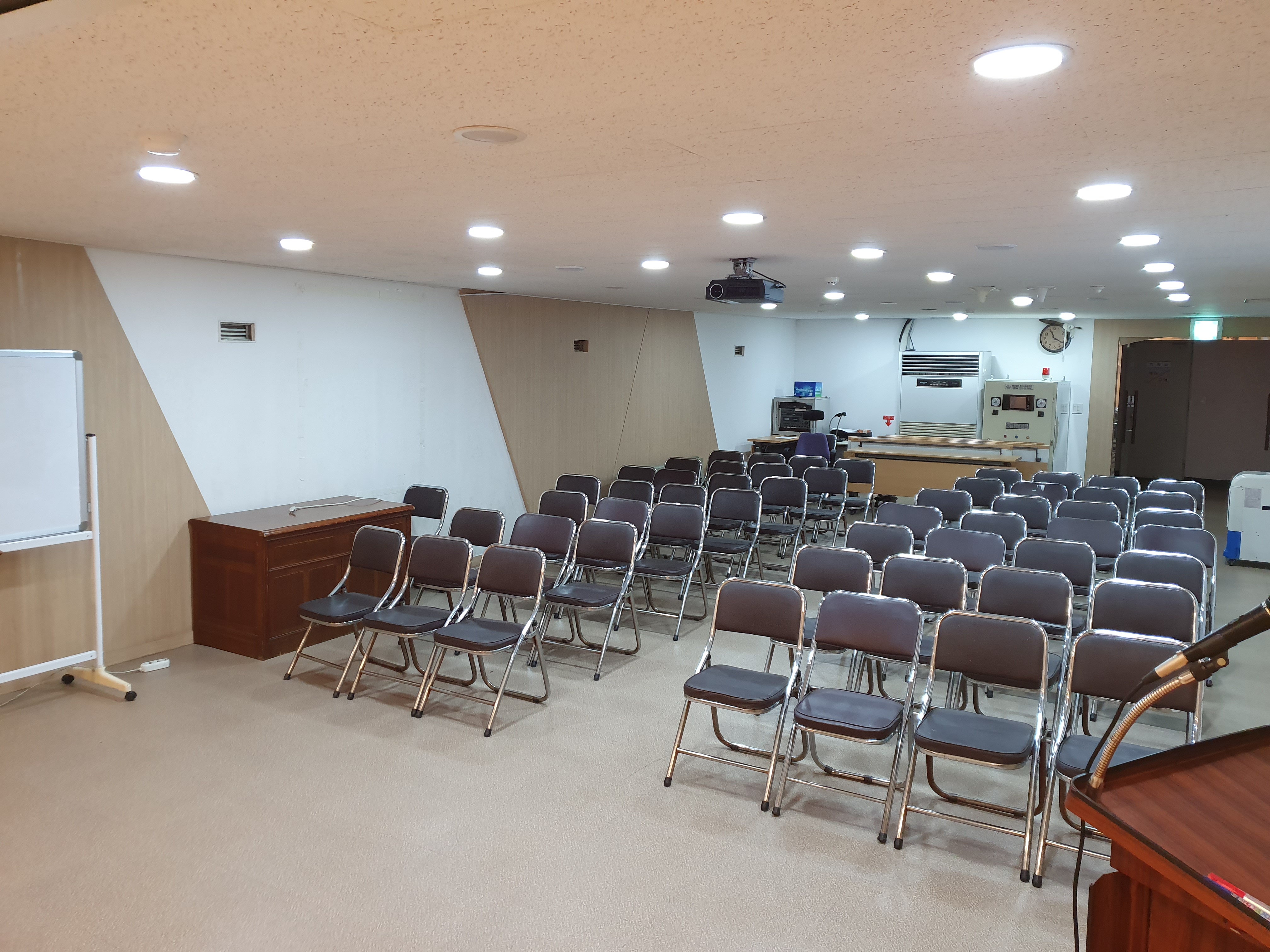 한국전기안전공사 서울지역본부 강당