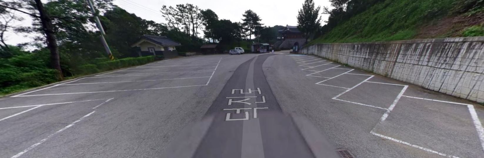 덕진진 공영주차장 …