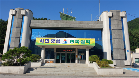 하장면 행정복지센터(무더위 및 한파 쉼터) 1