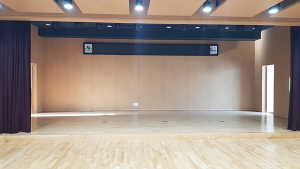 연제구 복합문화센터 5층 다목적 강당 1