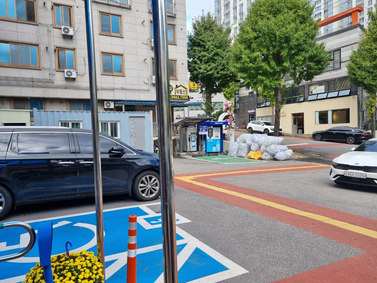 금호1동행정복지센터 주차장 2