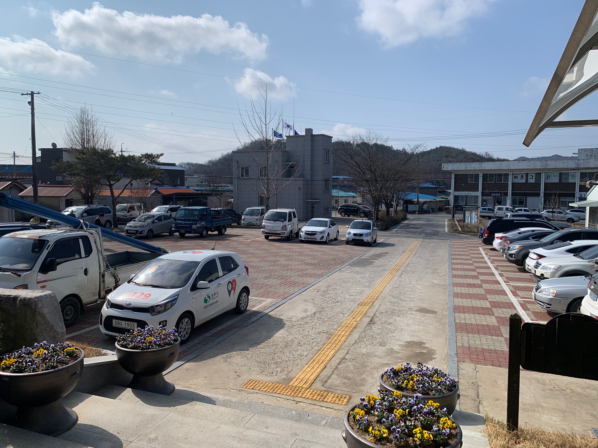 화동면 행정복지센터 본관앞 주차장 3