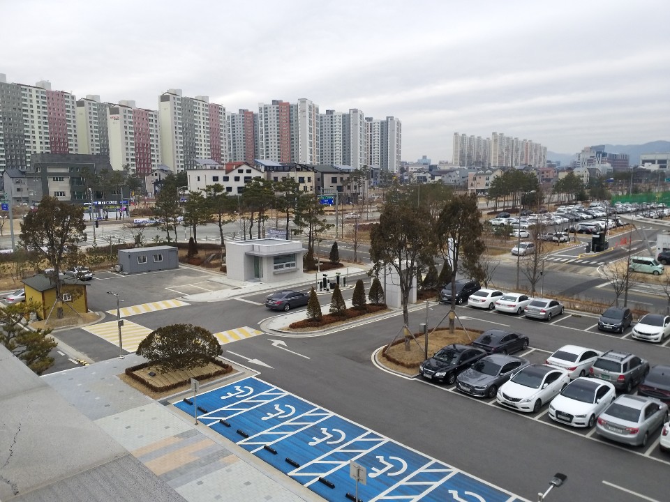 한국교육과정평가원 주차장 2