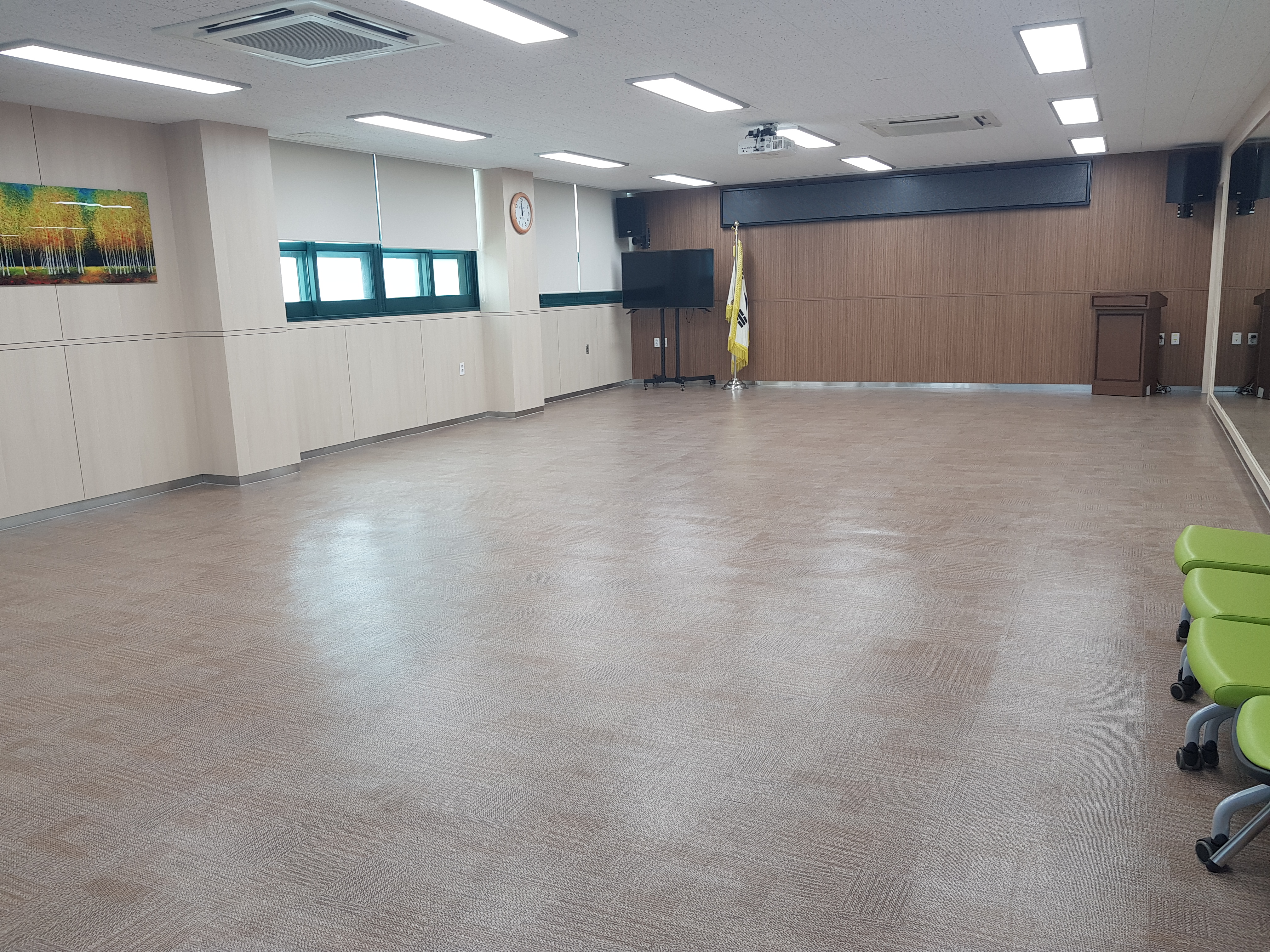 수정2동 행정복지센터 2층 회의실 1